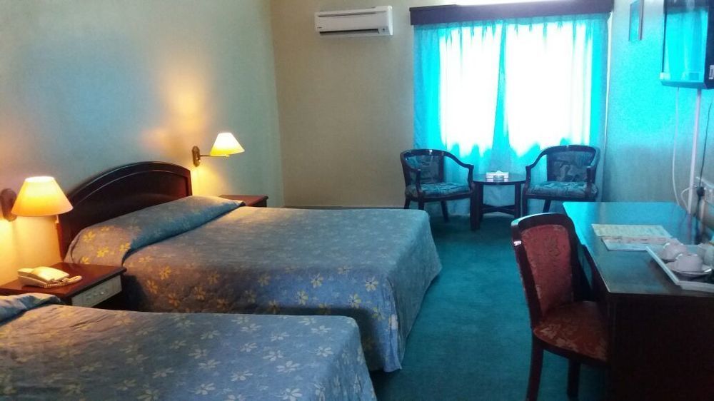 Hotel Seri Malaysia Мерсинг Екстериор снимка