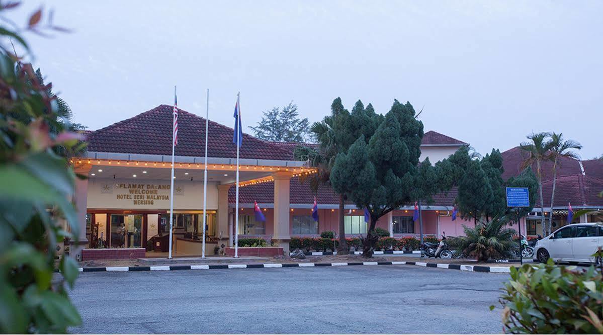 Hotel Seri Malaysia Мерсинг Екстериор снимка